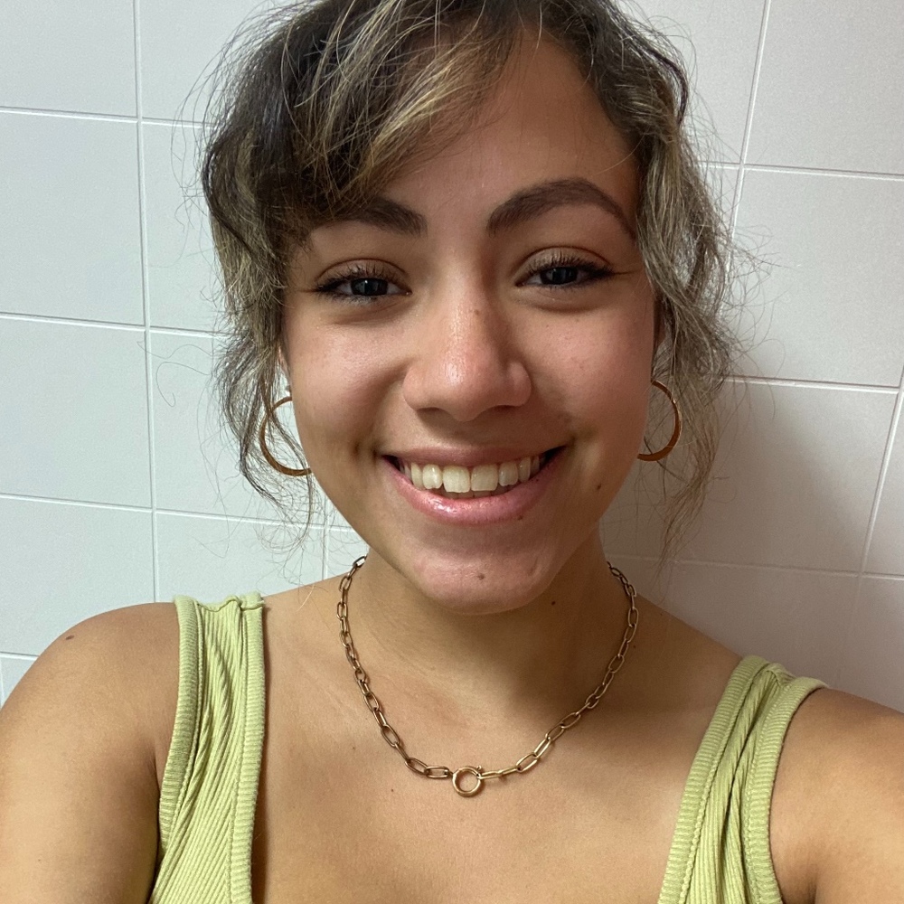 Meet your Posher, April